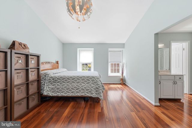 7702 JEWELWEED CT, Springfield, VA 22152