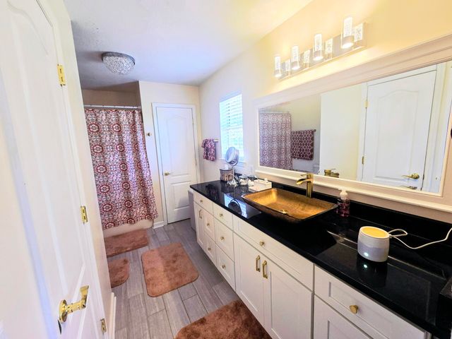 463 County Road 135, Riceville, TN 37370