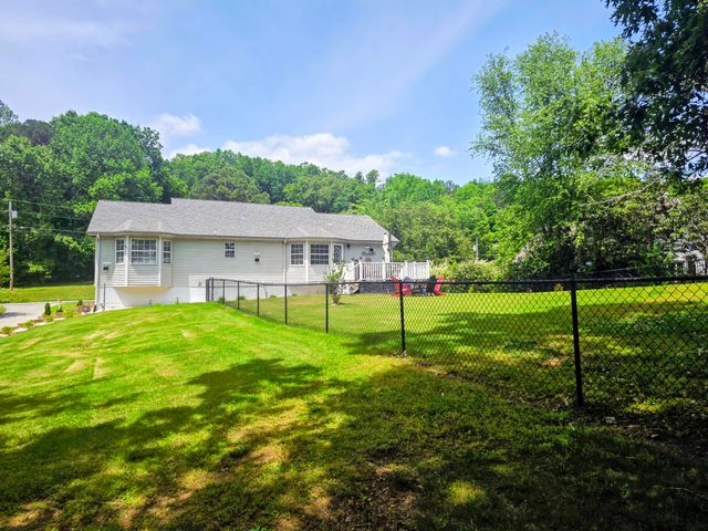 463 County Road 135, Riceville, TN 37370