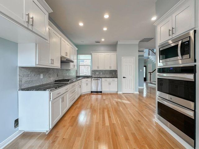 1223 Normans Woods St, Houston, TX 77077