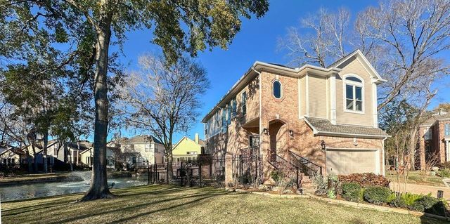 1223 Normans Woods St, Houston, TX 77077