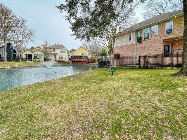 1223 Normans Woods St, Houston, TX 77077