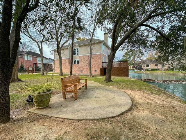 1223 Normans Woods St, Houston, TX 77077