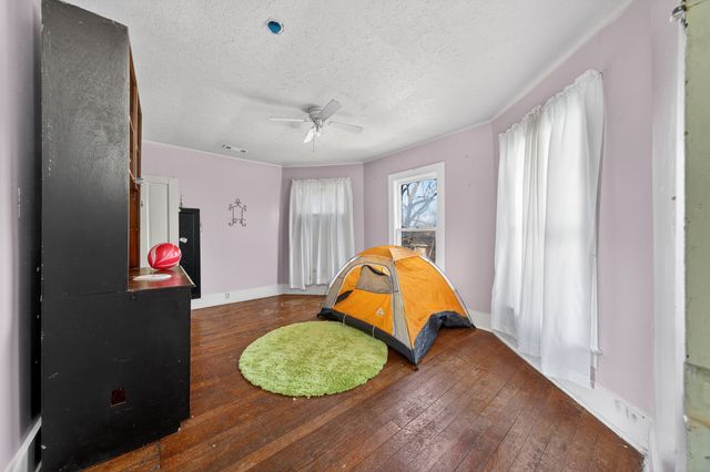 7 Marshall St, E, Sparta, TN 38583