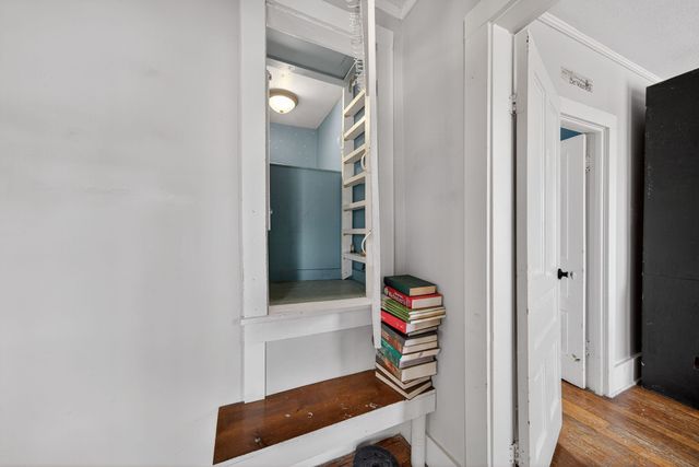 7 Marshall St, E, Sparta, TN 38583