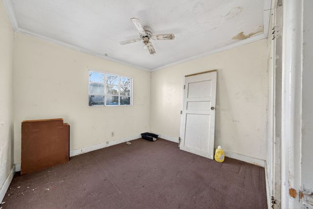 7 Marshall St, E, Sparta, TN 38583