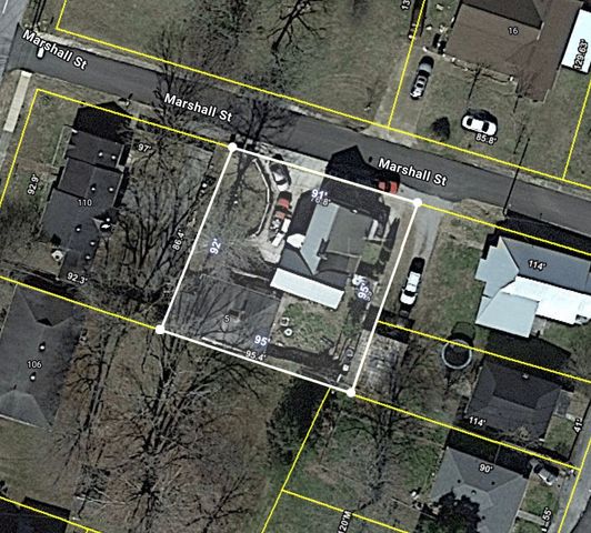 7 Marshall St, E, Sparta, TN 38583