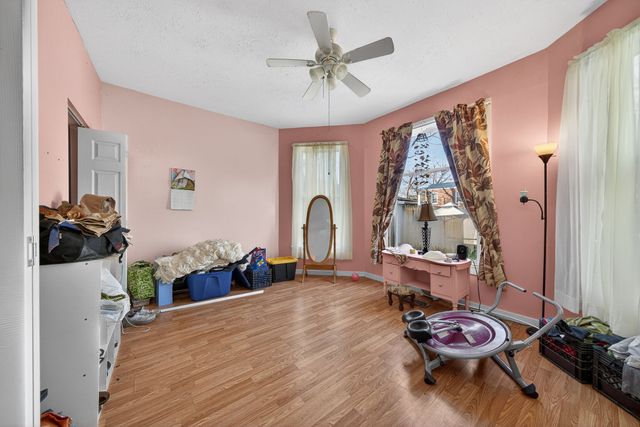 7 Marshall St, E, Sparta, TN 38583