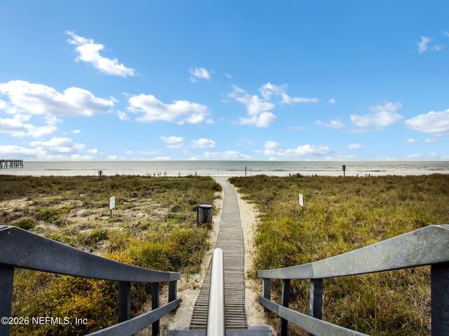 3350 S FLETCHER Avenue J1, Fernandina Beach, FL 32034