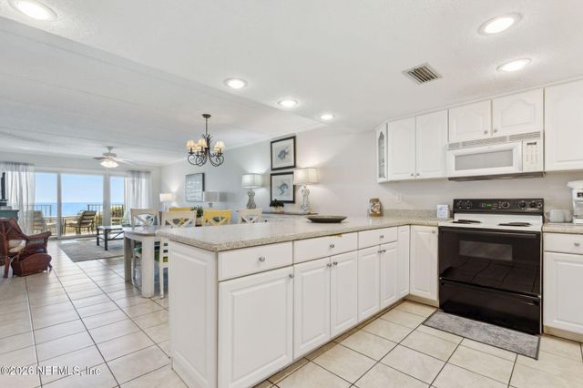 3350 S FLETCHER Avenue J1, Fernandina Beach, FL 32034