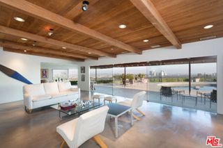 1230 Shadow Hill Way, Beverly Hills, CA 90210