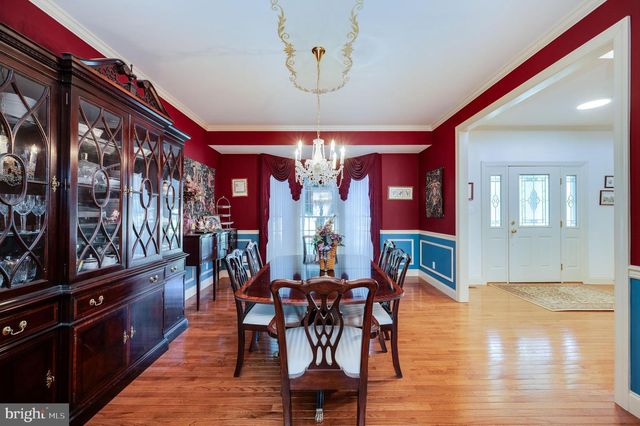 33 SWEETWATER LN, Wernersville, PA 19565