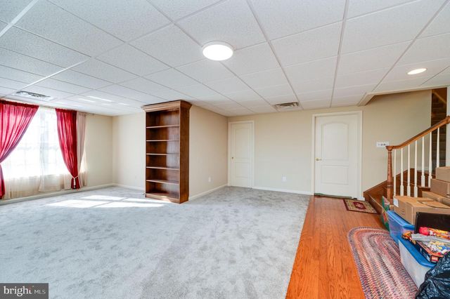 33 SWEETWATER LN, Wernersville, PA 19565