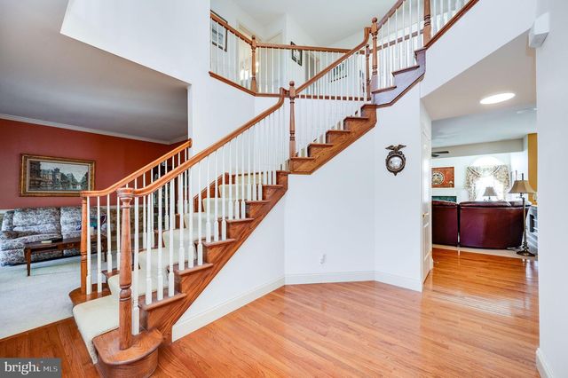 33 SWEETWATER LN, Wernersville, PA 19565