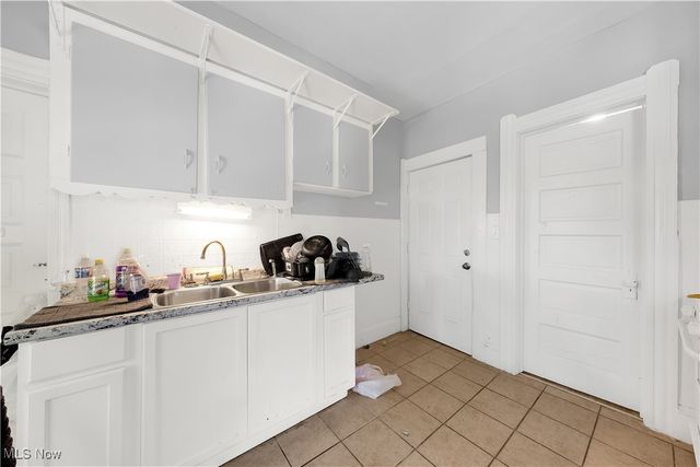 3465 W 54th Street, Cleveland, OH 44102