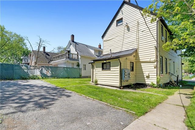 3465 W 54th Street, Cleveland, OH 44102