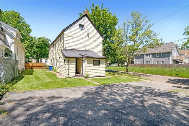 3465 W 54th Street, Cleveland, OH 44102