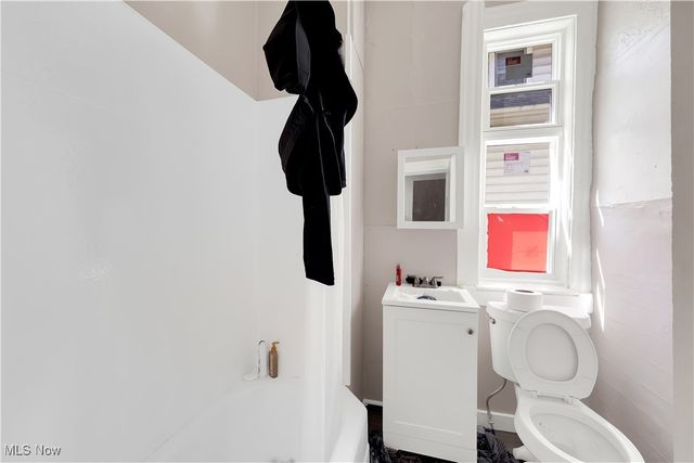 3465 W 54th Street, Cleveland, OH 44102