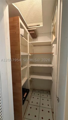 2930 Point East Dr E312, Aventura, FL 33160