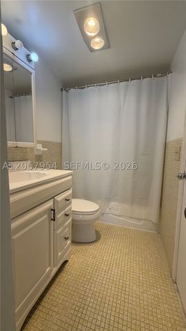 2930 Point East Dr E312, Aventura, FL 33160
