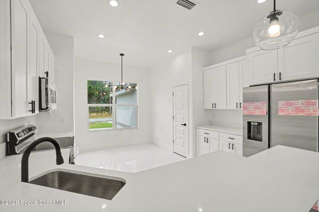 3267 Halacka Avenue SE, Palm Bay, FL 32909