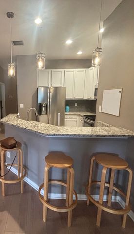 110 Lighthouse Circle H, Tequesta, FL 33469