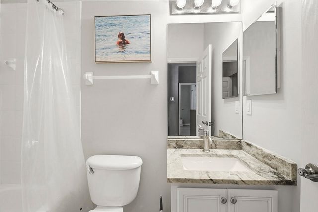 110 Lighthouse Circle H, Tequesta, FL 33469