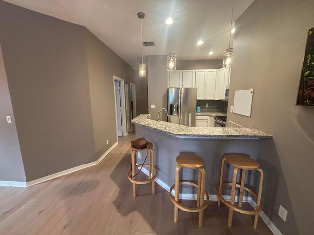 110 Lighthouse Circle H, Tequesta, FL 33469