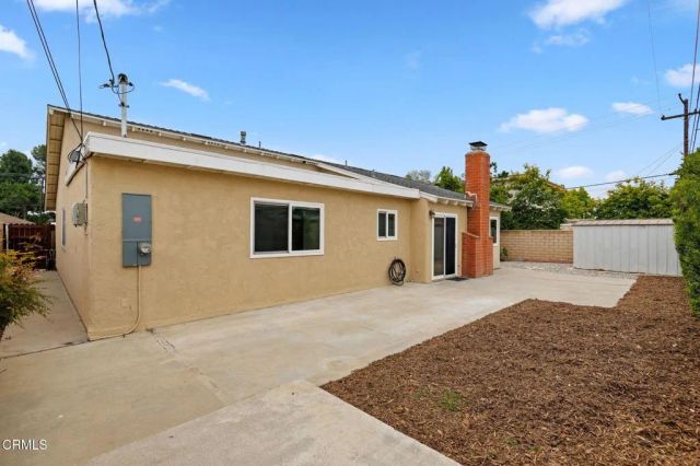 1667 Regent St, Camarillo, CA 93010