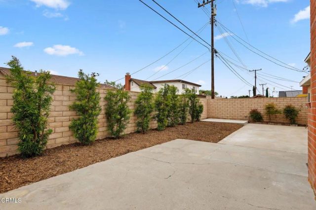 1667 Regent St, Camarillo, CA 93010