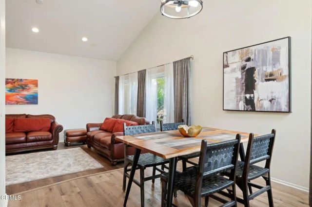 1667 Regent St, Camarillo, CA 93010