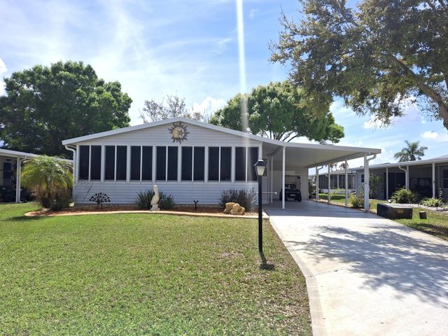 3713 Pendula Circle, Port St. Lucie, Port St Lucie, FL 34952