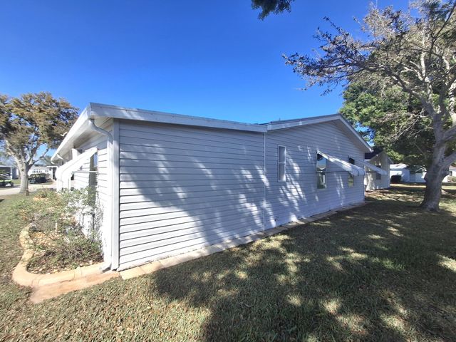 3713 Pendula Circle, Port St. Lucie, Port St Lucie, FL 34952