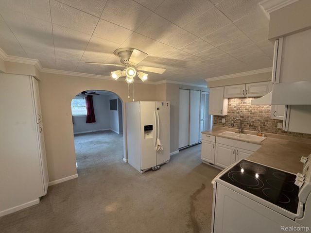 2329 Seymour Road, Clayton Charter Township, MI 48473