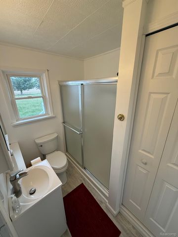 2329 Seymour Road, Clayton Charter Township, MI 48473