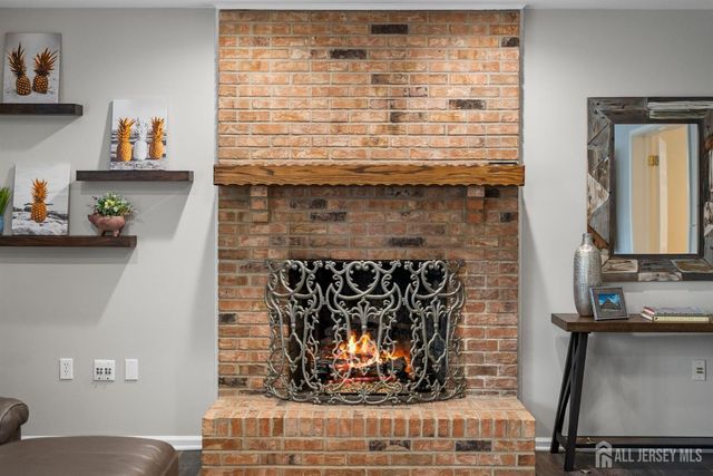 10 Gillian Drive, South Brunswick, NJ 08824