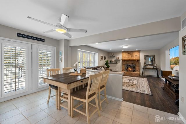 10 Gillian Drive, South Brunswick, NJ 08824