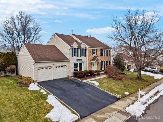 10 Gillian Drive, South Brunswick, NJ 08824