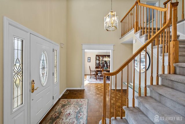 10 Gillian Drive, South Brunswick, NJ 08824