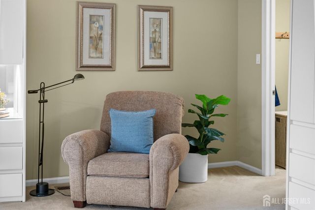 10 Gillian Drive, South Brunswick, NJ 08824