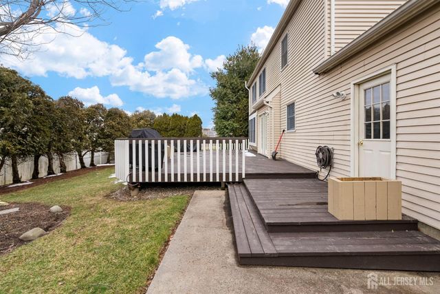 10 Gillian Drive, South Brunswick, NJ 08824