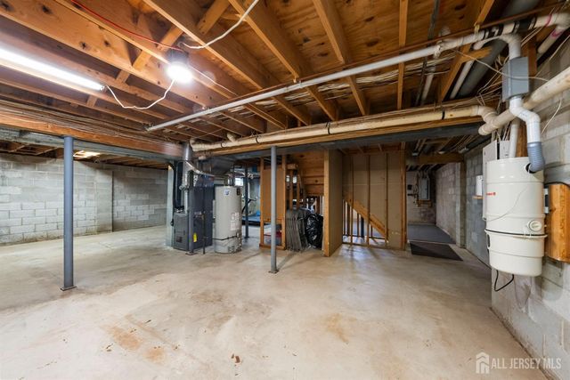 10 Gillian Drive, South Brunswick, NJ 08824