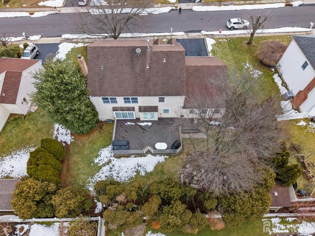 10 Gillian Drive, South Brunswick, NJ 08824