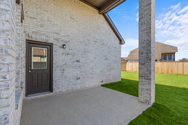 21910 Woodland Hawthorn Lane, Cypress, TX 77433