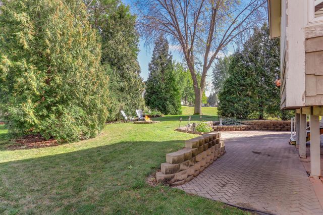 1235 Spring Hill Road, Waconia, MN 55387