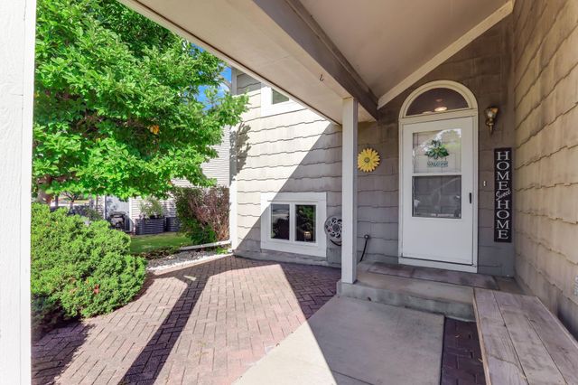 1235 Spring Hill Road, Waconia, MN 55387