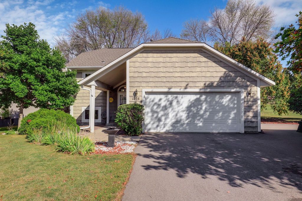 1235 Spring Hill Road, Waconia, MN 55387