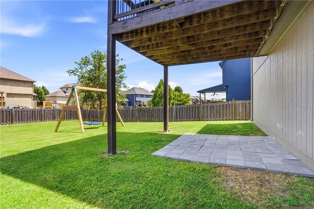 8210 NE 102nd Street, Kansas City, MO 64157