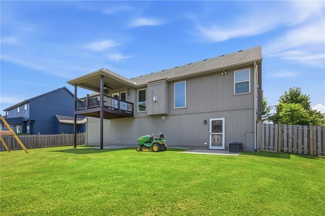 8210 NE 102nd Street, Kansas City, MO 64157
