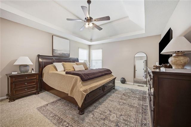 8210 NE 102nd Street, Kansas City, MO 64157